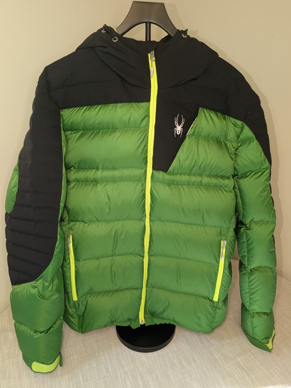 Spyder Men's Green and Black Hooded Puffer Jacket with Neon Yellow Trim